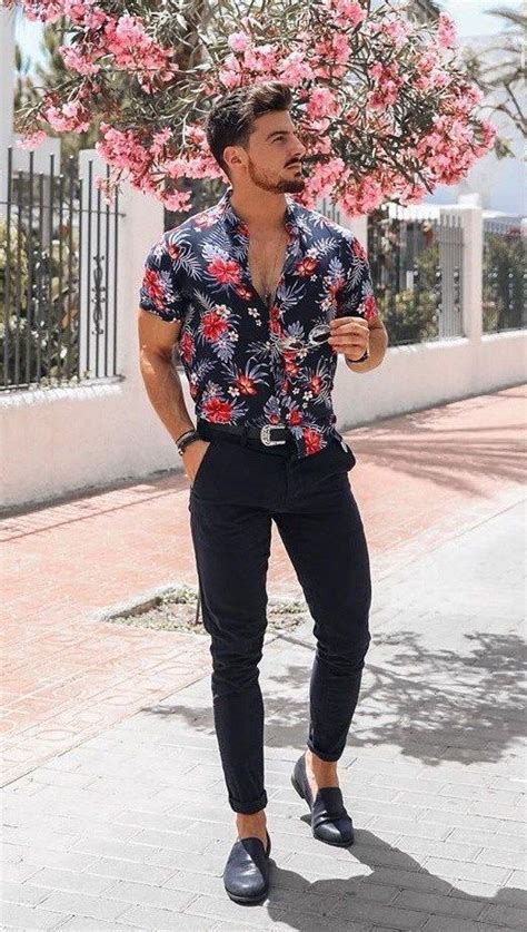 Floral Shirt Men Black: The Perfect Summer Attire