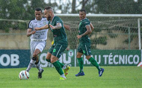 Floresta EC e Figueirense