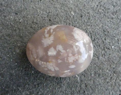 Flowering Agate: A Gemstone with Unparalleled Beauty and Versatility