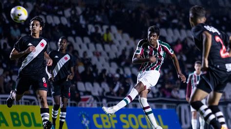 Fluminense vs Vasco da Gama: Um Clássico Atemporal do Futebol Carioca