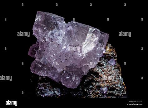 Fluorite (CaF2)