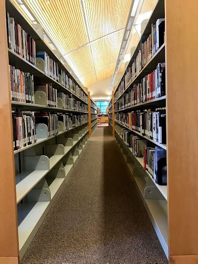 Folsom Lake College Library: A Gateway to Knowledge and Opportunity