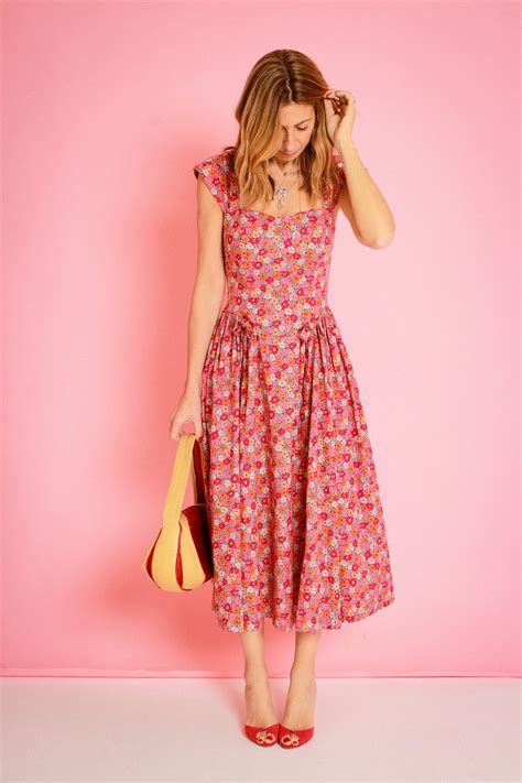 For the Perfect Summer Style: 1001 Laura Ashley Dresses You Must Try