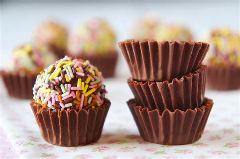 Forminhas para Brigadeiros: Eleve a Apresentação de Seus Doces com Estilo e Criatividade