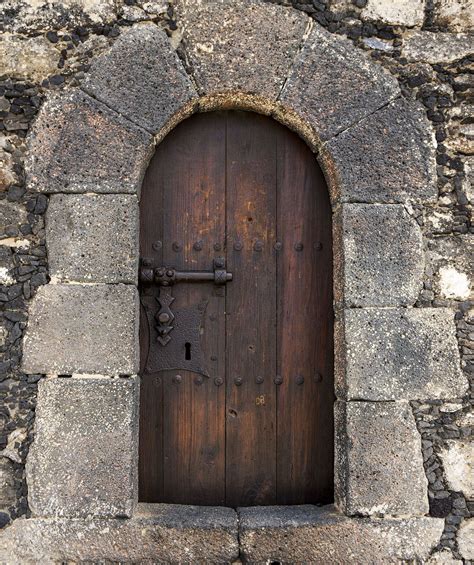 Fortress Doors: Sentinels of Security, Architectural Marvels