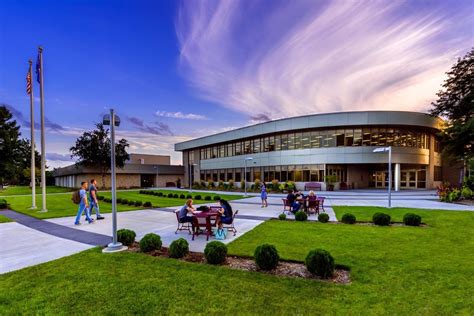 Fox Valley Technical College: