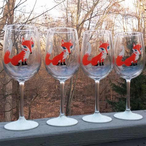 Foxy Verre: A Guide to the Insatiable World of Glassware