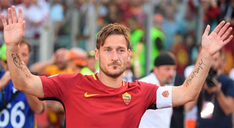 Francesco Totti Roma: Um Legado Eterno na Cidade Eterna