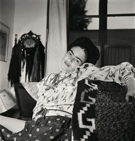 Frida Kahlo The Gisèle Freund Photographs Kindle Editon