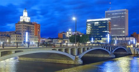 From Des Moines, Iowa to Cedar Rapids: Uncovering the Hidden Gems Along the I-380 Corridor