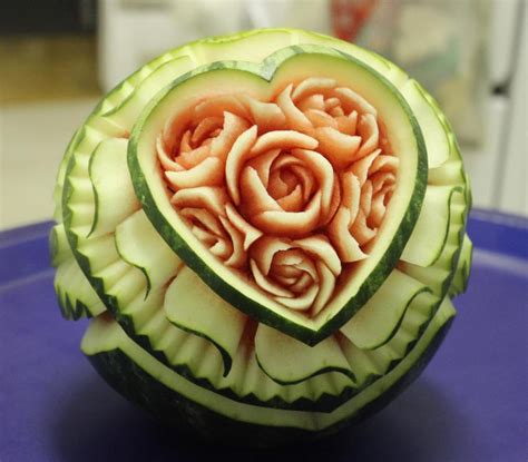 Fruit and Vegetable Carving Food Craft At Your Fingertips 1st Published Doc