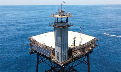 Frying Pan Tower Cam: A Culinary Odyssey in 10,000 Feet