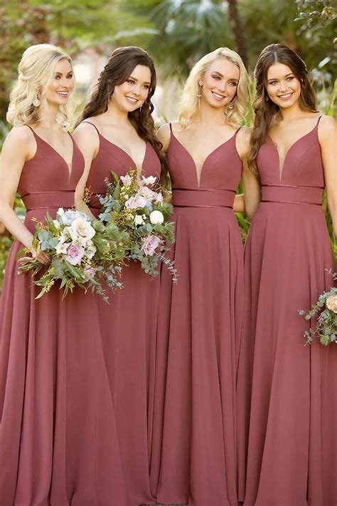 Fuchsia Bridesmaid Dresses: A Guide to 21+ Styles for Your Wedding