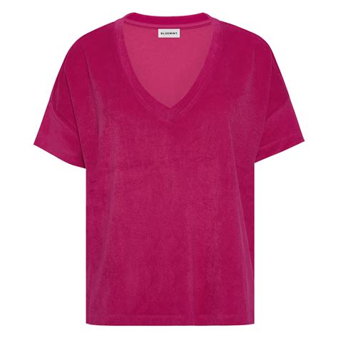 Fuchsia T-Shirts: A Statement of Style and Versatility