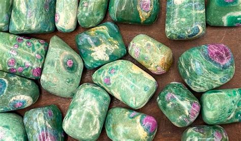 Fuchsite Ruby: A Meaningful Gemstone for Healing and Growth