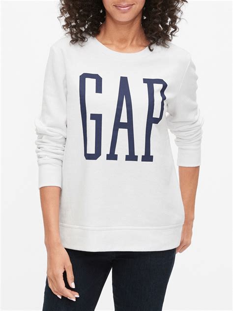 GAP Women's Sweatshirts: Super Cozy and Versatile Comfort