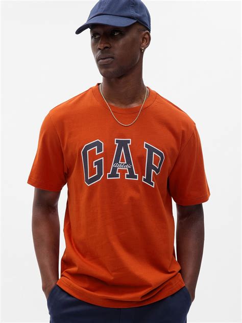 Gap Logo T-Shirt: A Timeless and Versatile Fashion Staple