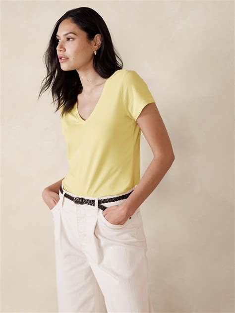 Gap Shirts for Women: A Timeless and Versatile Essential