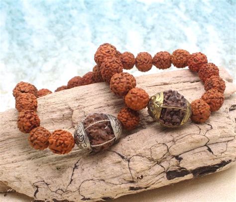 Garnet Bead Bracelets: A Timeless Accessory with Profound Symbolism and Healing Properties