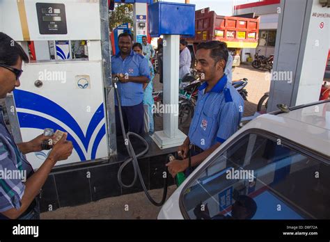 Gas Station Indian Lady: A Success Story of Innovation and Service