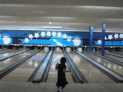 Gator Bowling Lake Worth: A Fun and Affordable Day Trip