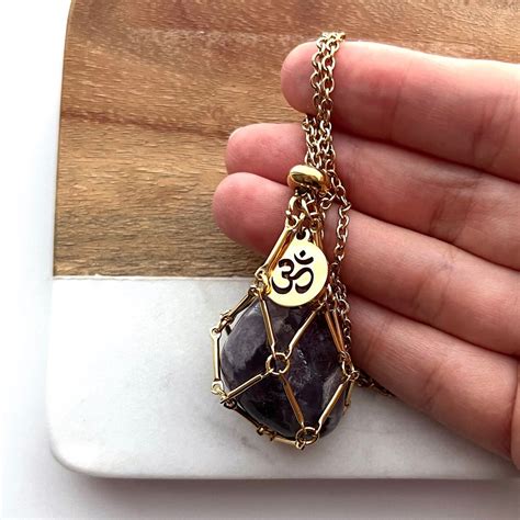 Gem Holder Necklaces: Enhance Your Style and Well-being