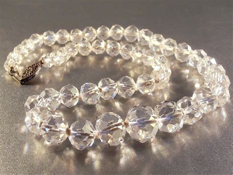 Genuine Crystal Jewelry: A Radiant Fusion of Nature and Elegance