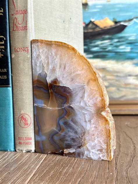 Geode Bookends: A Natural Splendor for Your Bookshelves