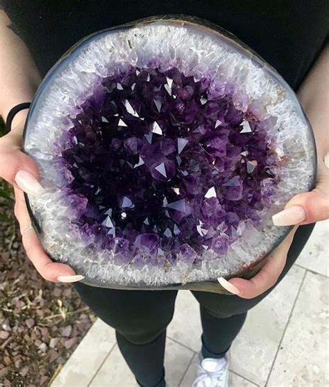 Geode Store: A Hidden Gem for Crystal Enthusiasts