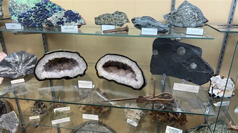 Geode Store: Your Gateway to Earth's Hidden Delights