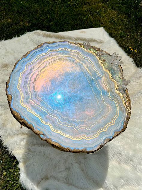 Geodes Quartz: The Enigmatic Stones That Capture Nature's Art