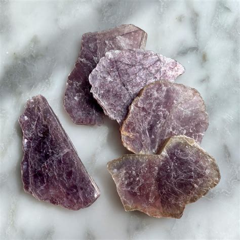 Geological Essence of Lepidolite Raw