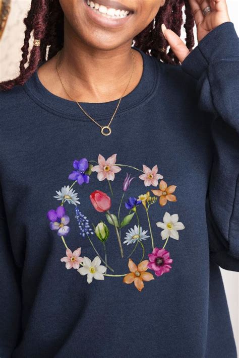 Get Ready to Bloom: The Ultimate Guide to Floral Sweatshirts