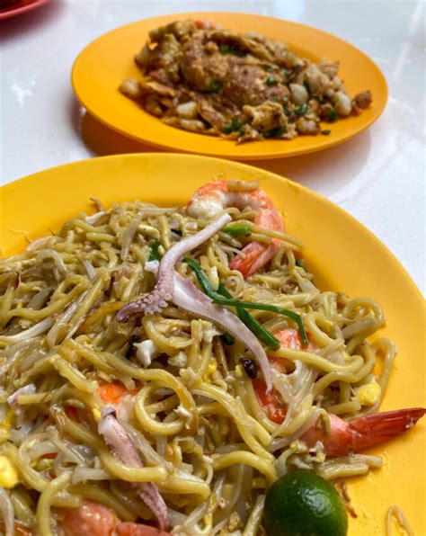 Geylang Lorong 29 Fried Hokkien Mee: A Culinary Delight