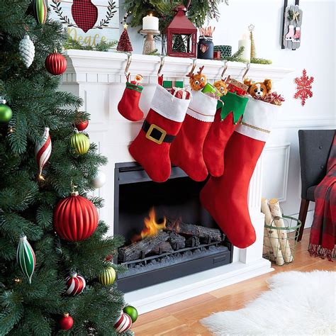 Giant Christmas Stocking: 9,999 Festive Facts and Uses