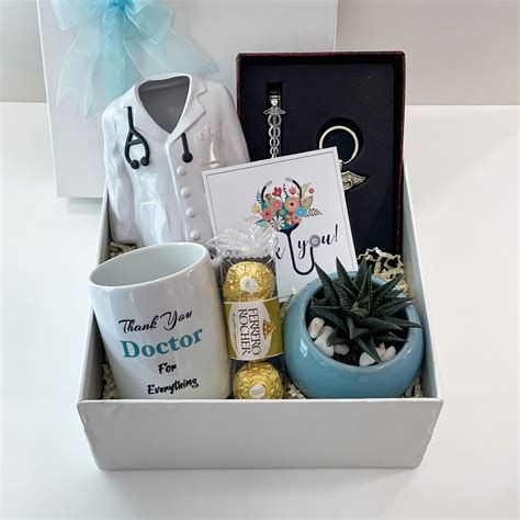 Gifts for Medical Doctor Graduates: A Comprehensive Guide to Expressing Appreciation