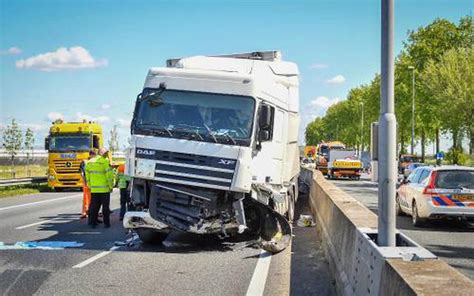 Gigantische verkeerschaos na ongeluk op de A12: alles wat u moet weten