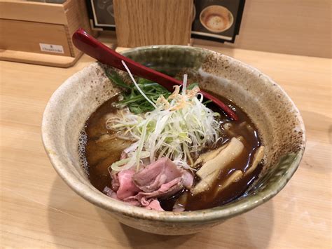 Ginza Ramen & Poke: A Culinary Fusion that’s Taking the World by Storm