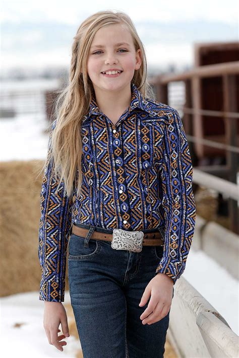 Girls' Western Shirts: A Timeless Fashion Staple