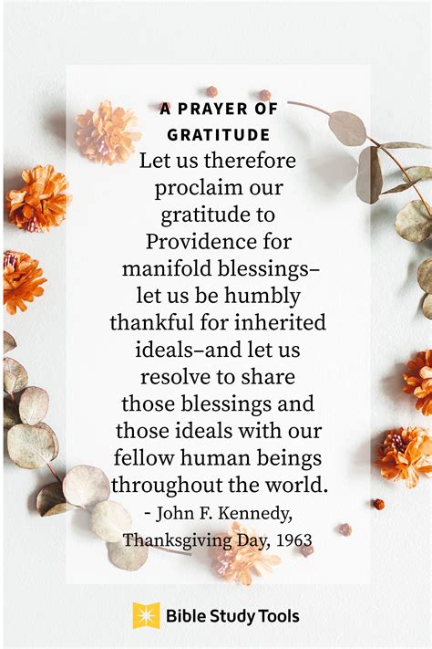 Give Thanks with Heartfelt Prayers for Thanksgiving in Spanish