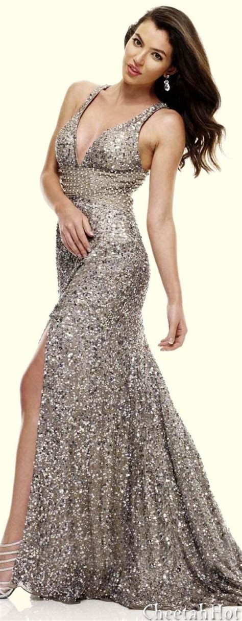 Glamorous Gowns: 50 Shades of Shimmering Elegance