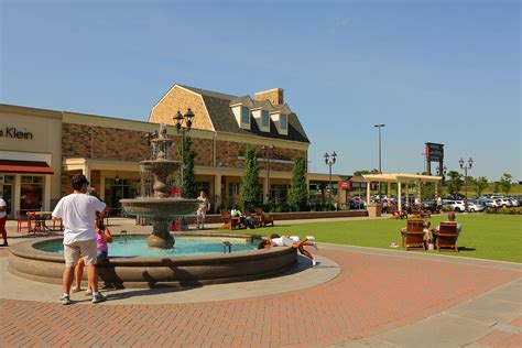 Gloucester Premium Outlets: Your Ultimate Guide to Shopping and Savings