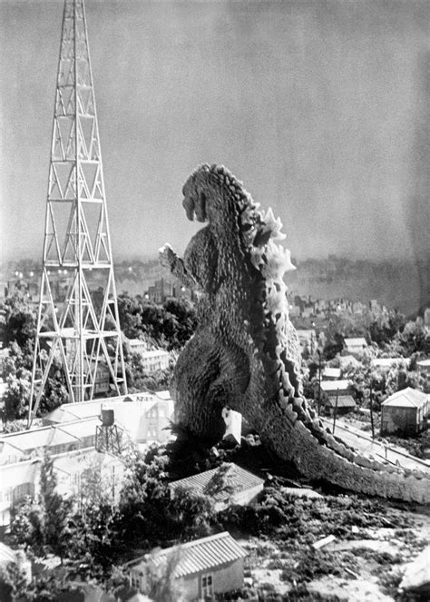 Godzilla 1954 Suit Incident: A Momentous Event in Filmmaking