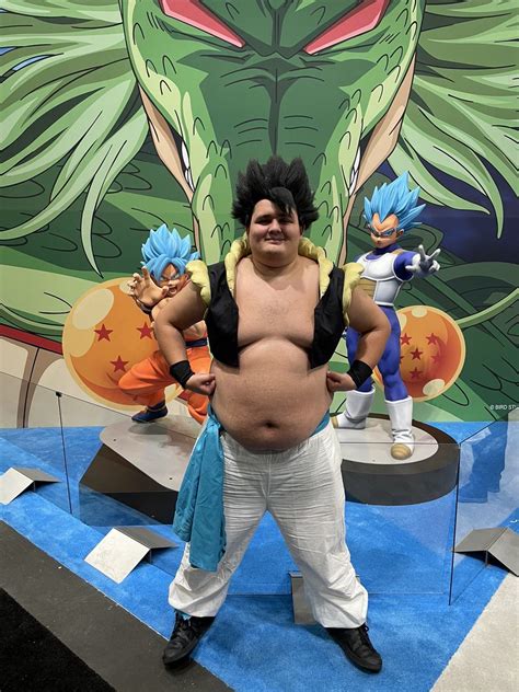 Gogeta: A Legendary Fusion for Cosplay Enthusiasts