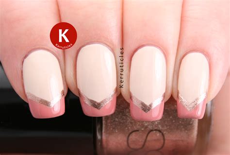 Gold and White Chevron Tips: