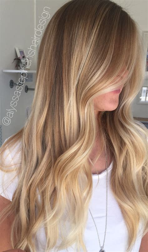 Golden Blonde: A Sun-Kissed Radiance