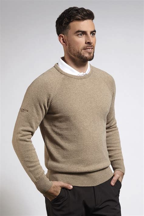 Golf Sweaters for Men: The Ultimate Guide to Staying Warm and Stylish on the Greens