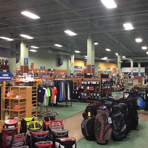 Golfers Warehouse in Hartford, CT