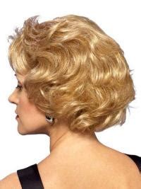 Good Blonde Wavy Short Classic Wigs - A Timeless Classic