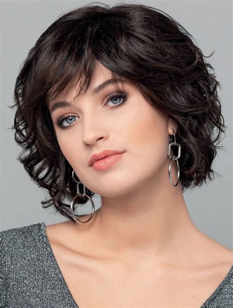 Gorgeous Monofilament Wavy Short Classic Wigs: 2025 VS